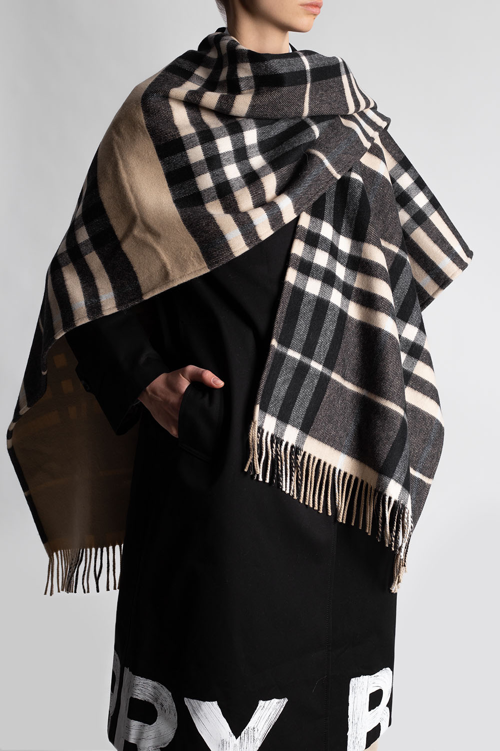 Burberry Patterned scarf